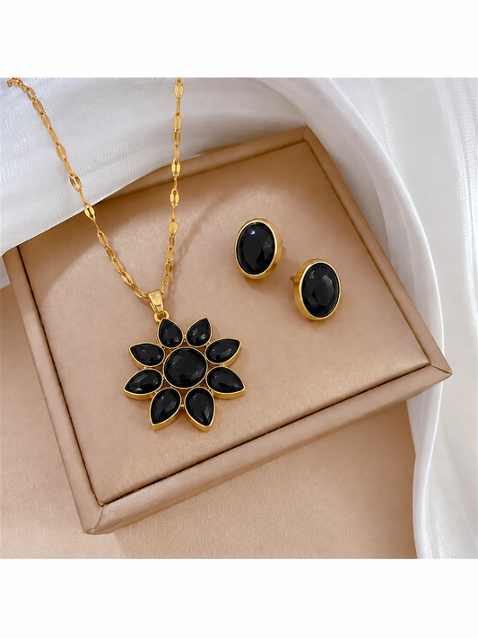 Handmade Brass Floral Pendant Necklace and Stud Earrings Set, Handcrafted Flower Jewelry Set, Artisan Brass Statement Jewelry for Women